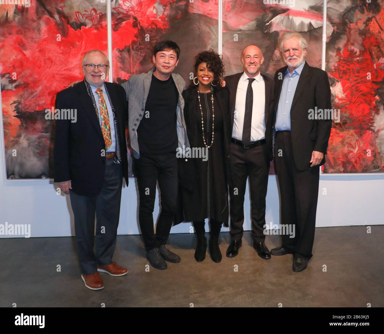 Stephanie Spruill High Resolution Stock Photography And Images Alamy https www alamy com la art show 2020 hongbo press conference hosted by professor richard wearn and joey zhou interchange flowers fall beyond the edge of the sky at the los angeles convention center in los angeles california on february 5 2020 featuring harrison engle hongbo stephanie spruill professor richard wearn douglas ivanovich where los angeles california united states when 06 feb 2020 credit sheri determanwenncom image347976557 html