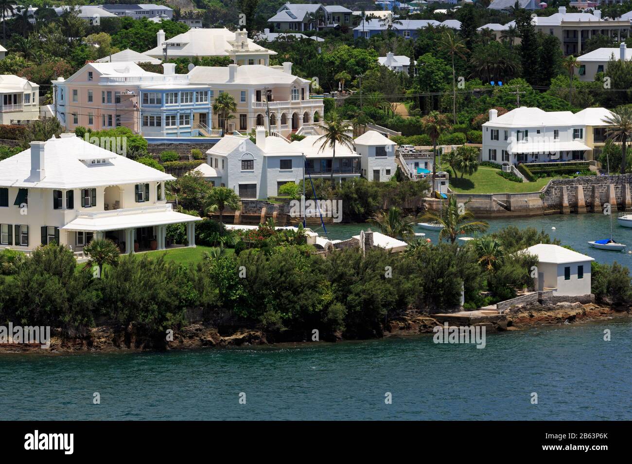 Bermuda pitts bay hires stock photography and images Alamy