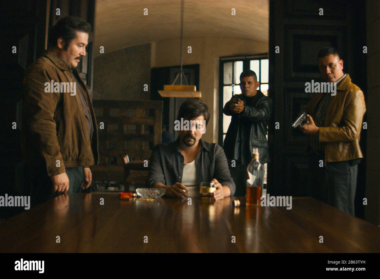 NARCOS: MEXICO, from left: Julio Cesar Cedillo, Diego Luna, (Season 2 ...