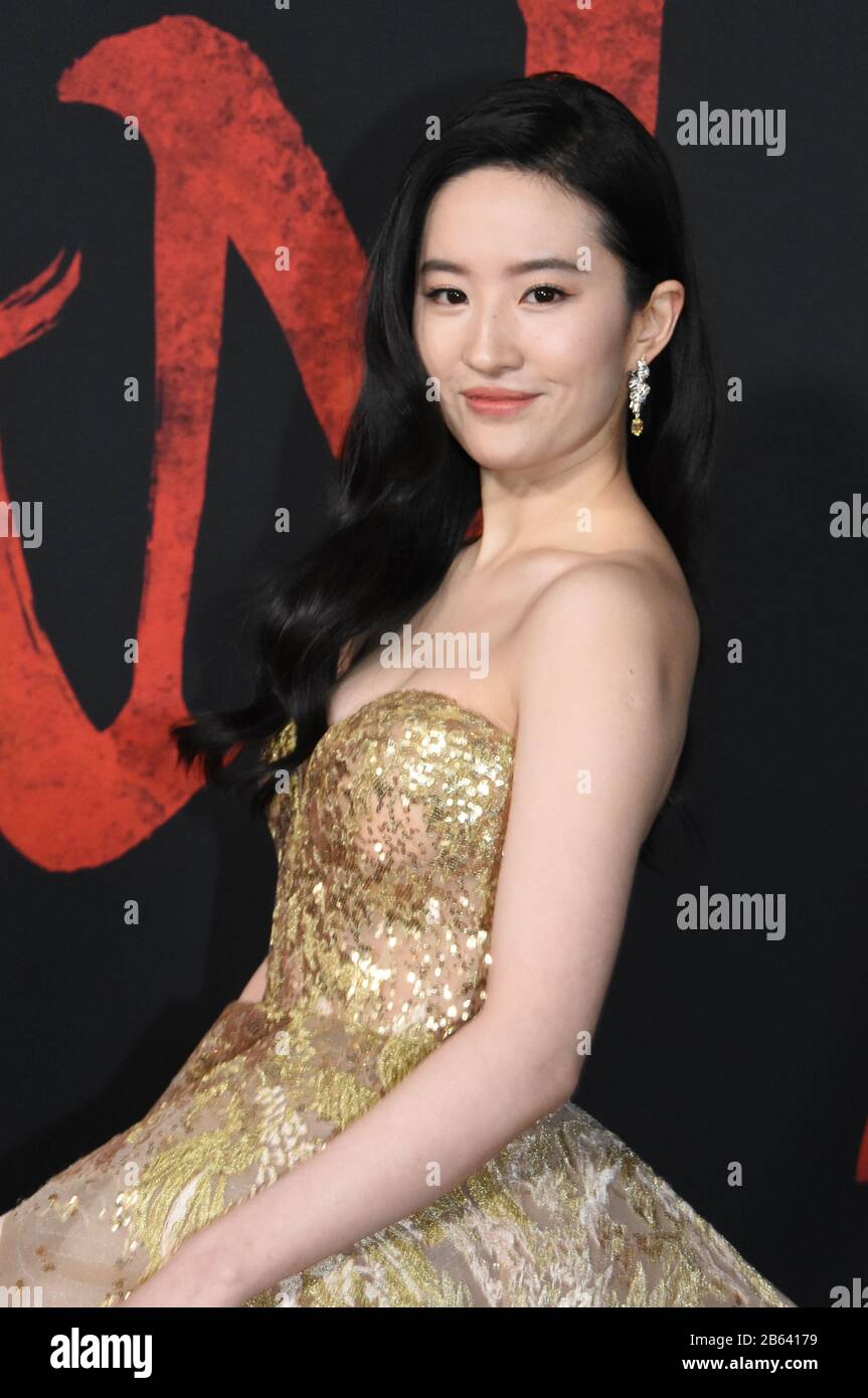 Hollywood, California, USA 9th March 2020 Actress Yifei Liu attends the World Premiere of Disney's  'Mulan' on March 9, 2020 at the Dolby Theatre in Hollywood, California, USA. Photo by Barry King/Alamy Live News Stock Photo