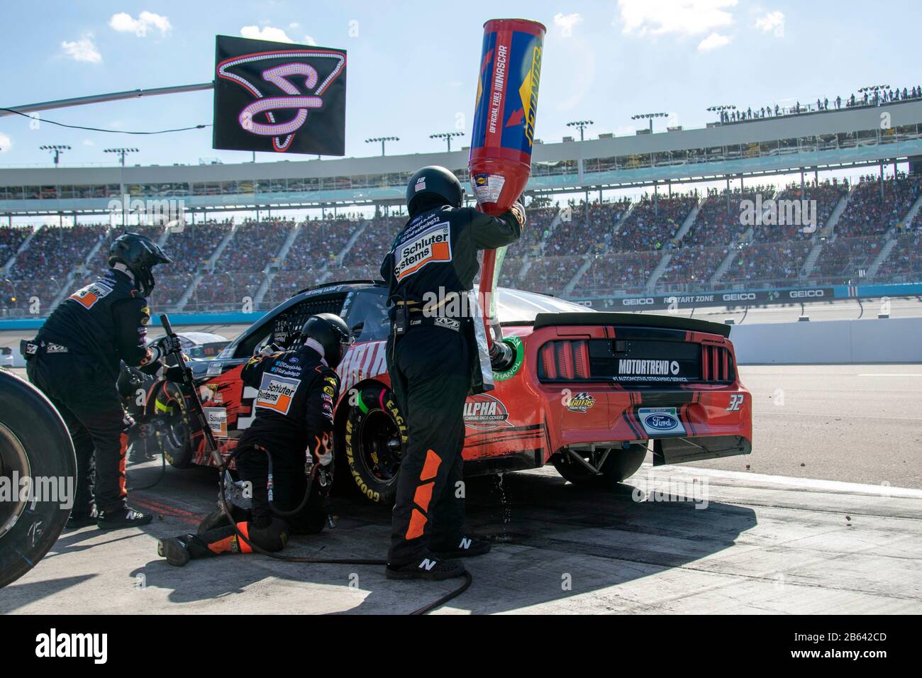 Phoenix Raceway Fanshield Schlter systems hi-res stock photography and images - Alamy