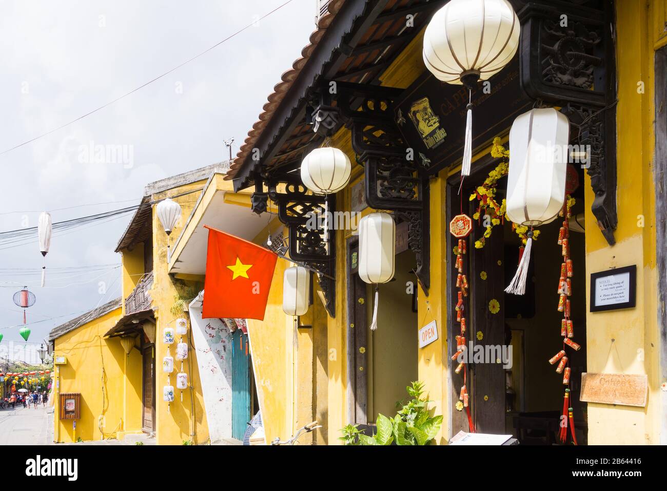 Vietnam Hoi An - House decorated with lanterns in Hoi An ancient town, Vietnam, Southeast Asia. Stock Photo