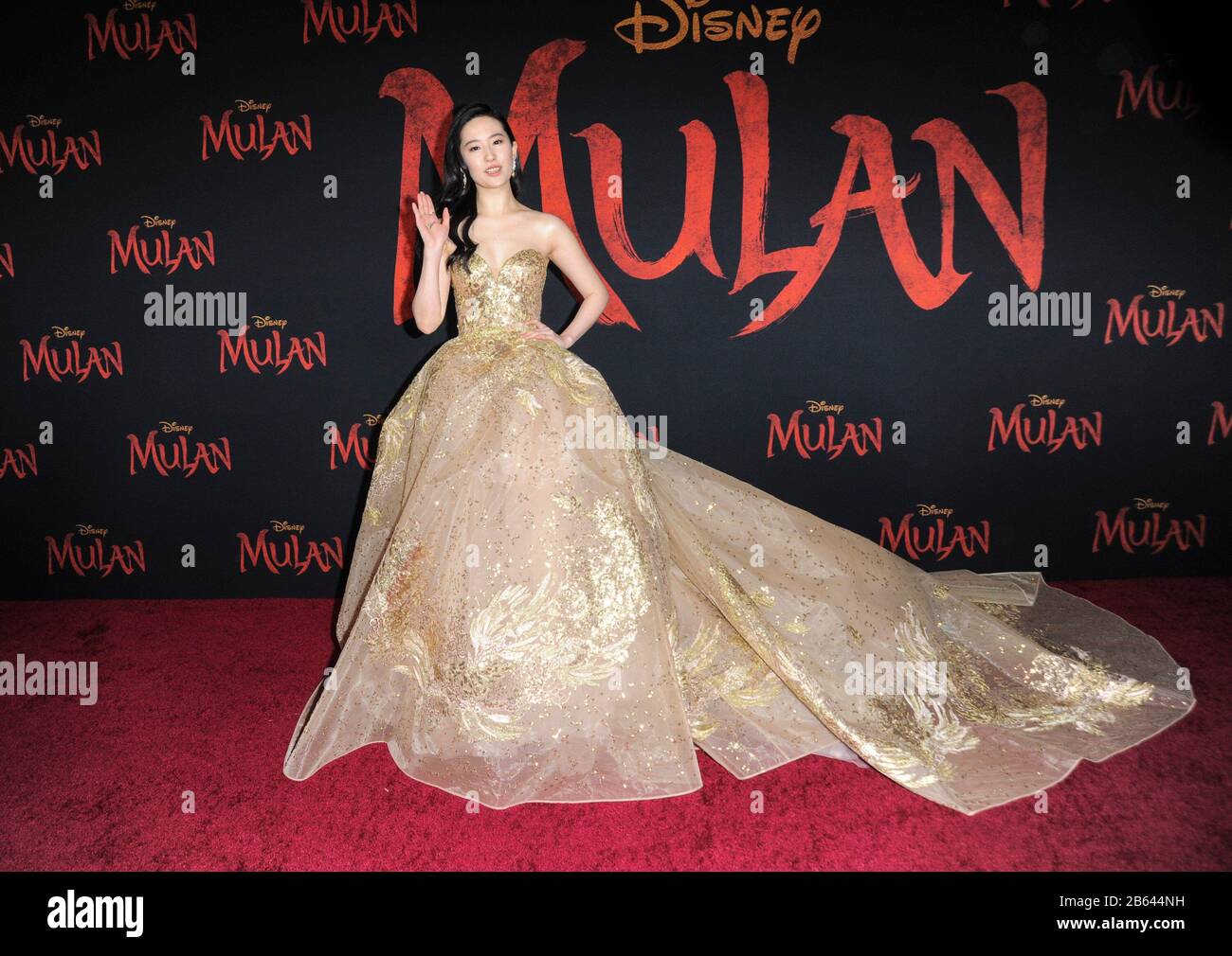 Los Angeles, CA. 9th Mar, 2020. Yifei Liu at arrivals for MULAN Premiere, El Capitan Theatre, Los Angeles, CA March 9, 2020. Credit: Elizabeth Goodenough/Everett Collection/Alamy Live News Stock Photo