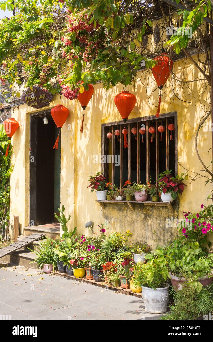 Vietnam Hoi An - House decorated with lanterns in Hoi An ancient town, Vietnam, Southeast Asia. Stock Photo