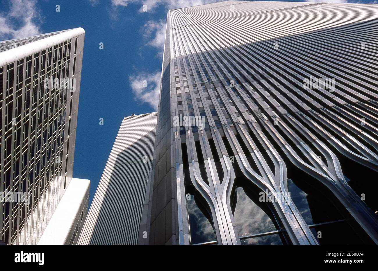 New york 1990s buildings hires stock photography and images Alamy
