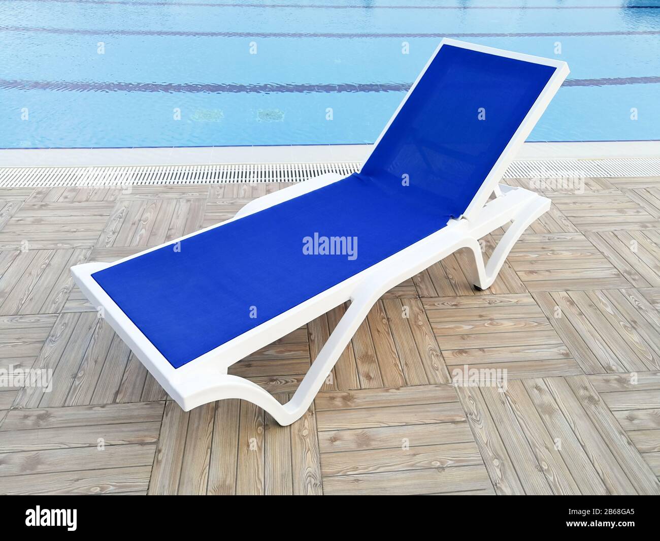 plastic garden sun loungers
