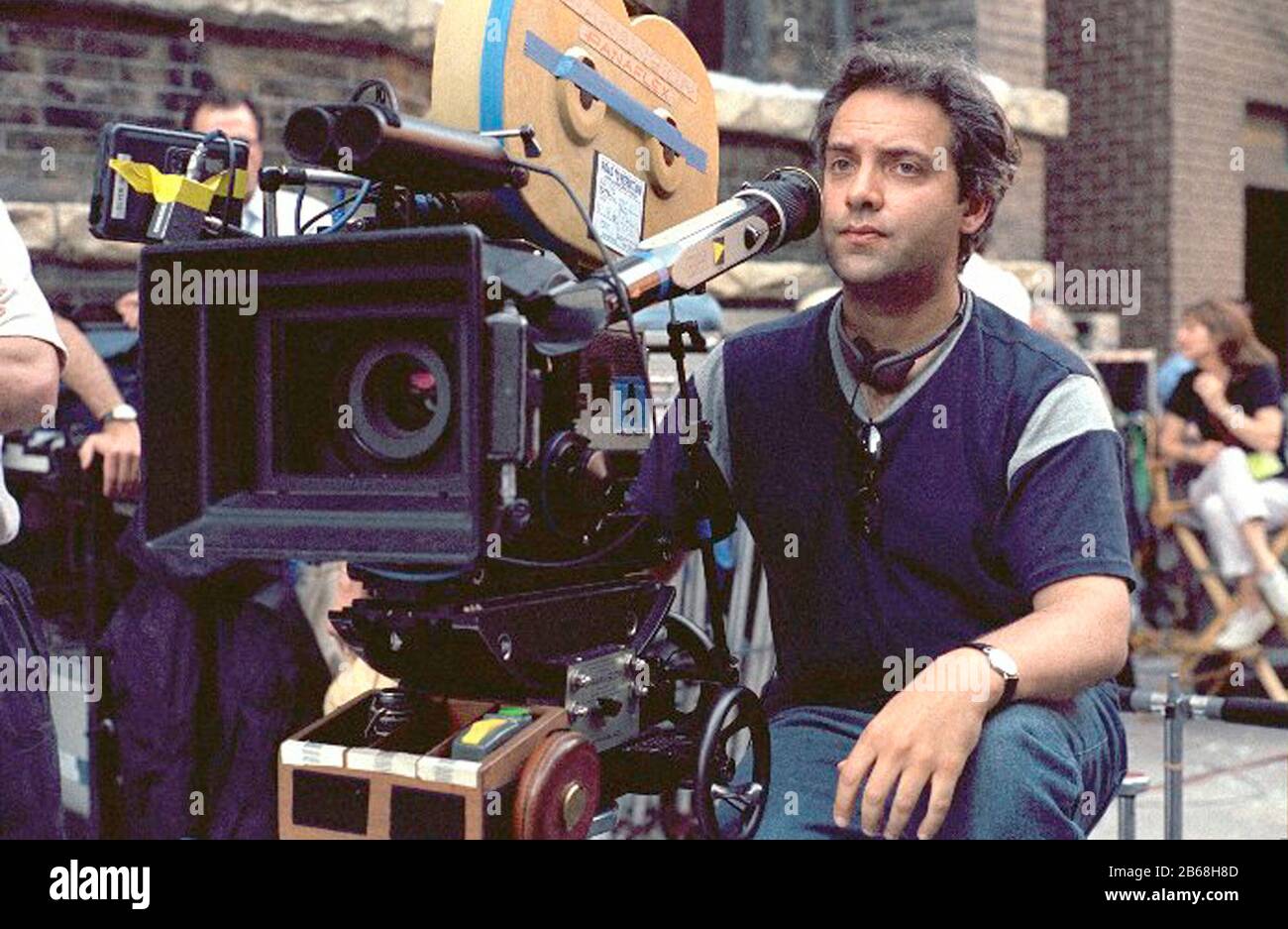 сэр ридли скотт. питер уир в молодости. режиссер на английском языке. британские режиссеры. кристофер нолан 2021.