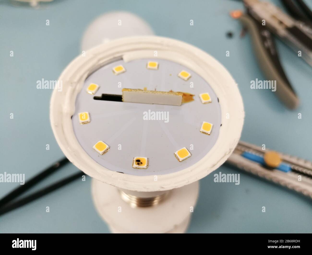 Disassembled LED lamp with one light emitting diode chip burnt out
