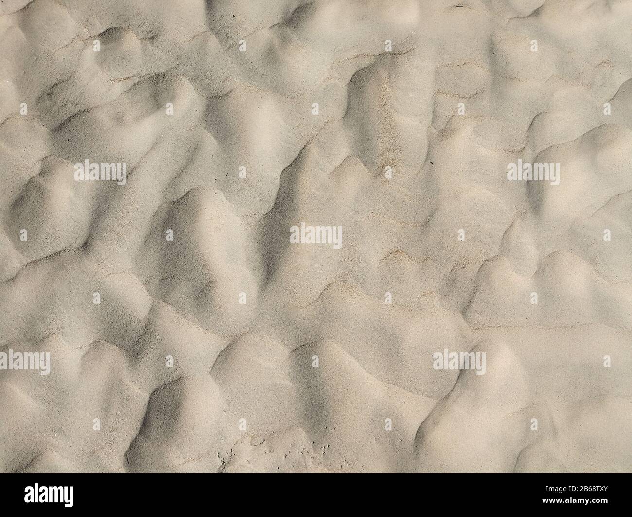Natural sandy beach hi-res stock photography and images - Alamy