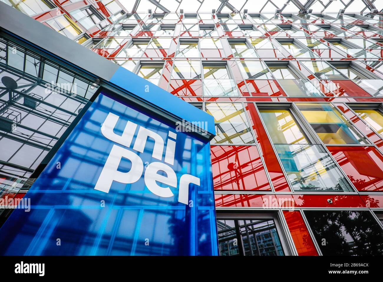 Duesseldorf, North Rhine-Westphalia, Germany - Uniper SE head office, headquarters of Uniper Global Commodities SE, Uniper Market Solutions GmbH and U Stock Photo