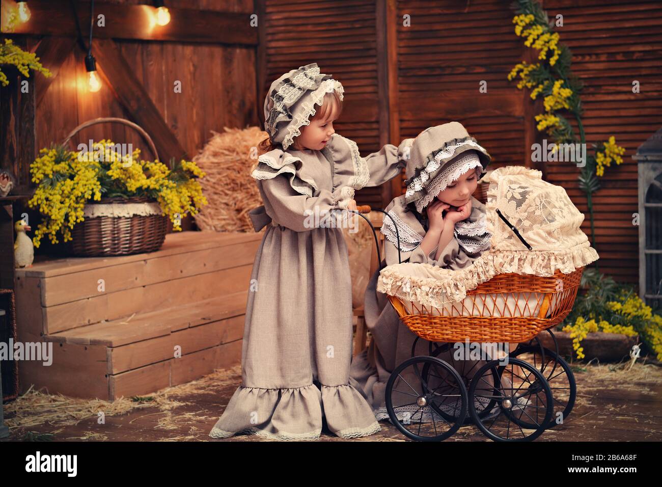 Cradle roll hi res stock photography and images Alamy