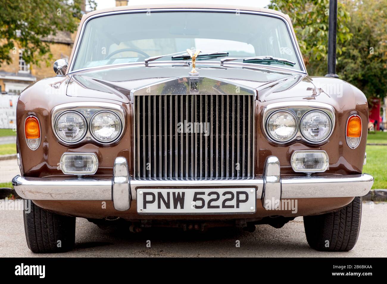 1976 Silver Shadow Rolls Royce parked in Cotswold town of Broadway, Worcestershire, England, UK Stock Photo
