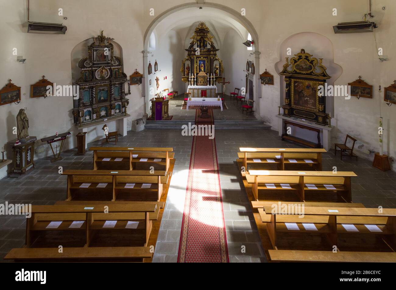 Wooden altars hi-res stock photography and images - Alamy