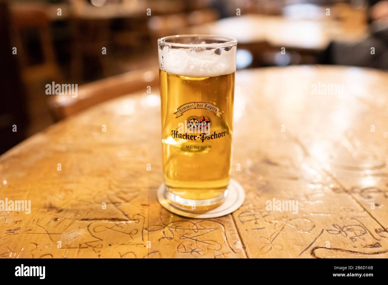 Hacker-Pschorr weisse beer at Schnookeloch hotel bar, Heidelberg, Germany Stock Photo