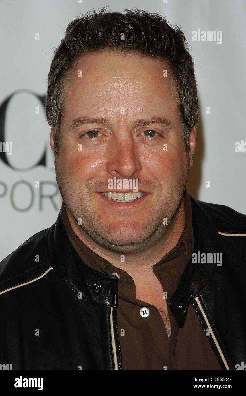 Gary Valentine at the CBS, Paramount, UPN, Showtime and King World 2006