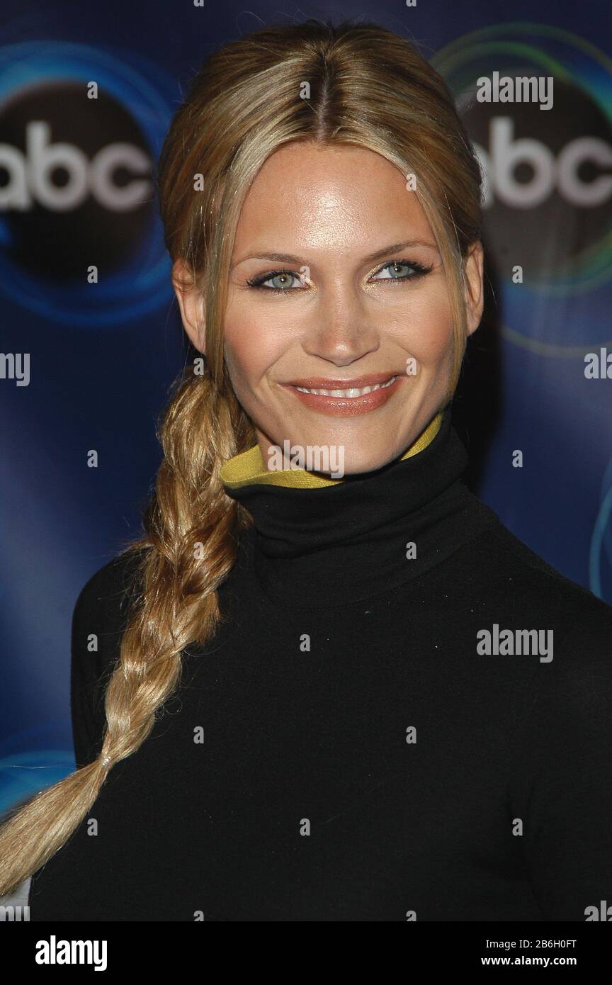 Natasha Henstridge at the ABC 2006 TCA Winter All Star Party held at the Wind Tunnel in Pasadena, CA. The event took place on Saturday, January 21, 2006.  Photo by: SBM / PictureLux All Rights Reserved - File Reference #33984-833SBMPLX Stock Photo