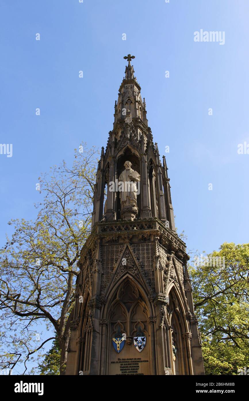 The Martyrs' Memorial is a Victorian Gothic monument to memorializing 3 Oxford martyrs of the 16th century in a sunny day Stock Photo