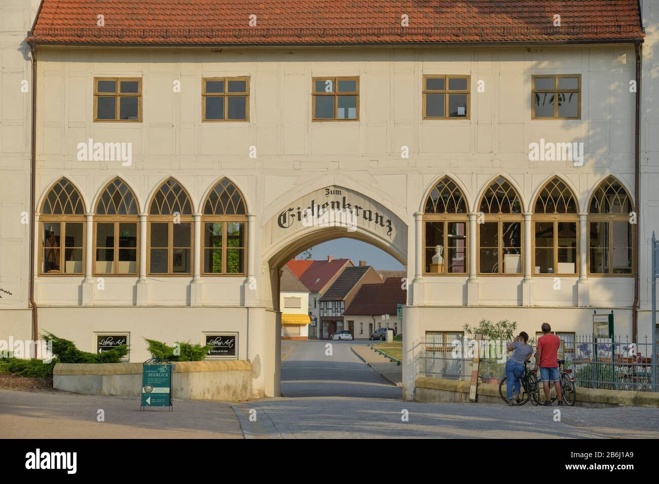Restaurant, Zum Eichenkranz, Wörlitz, Sachsen-Anhalt, Deutschland Stock Photo