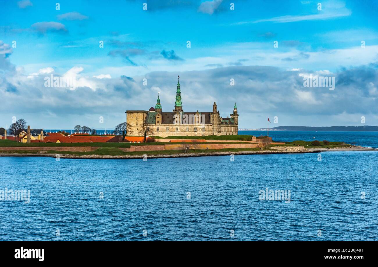 Kronborg Slot (Castle) in Elsinore Denmark Europe seen from Øresund Stock Photo