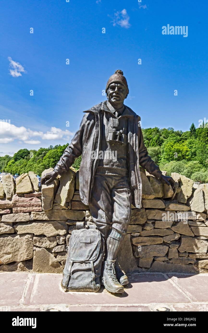 Tom Weir bronze statue at Balmaha Bay on the shore of Loch Lomond at Balmaha near Drymen in County Stirling Scotland UK Stock Photo