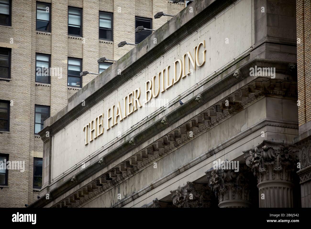 New York city Manhattan Neoclassical architecture Greenwich Savings Bank (Haier Building) o Sixth Avenue and  closed in 1981 Stock Photo