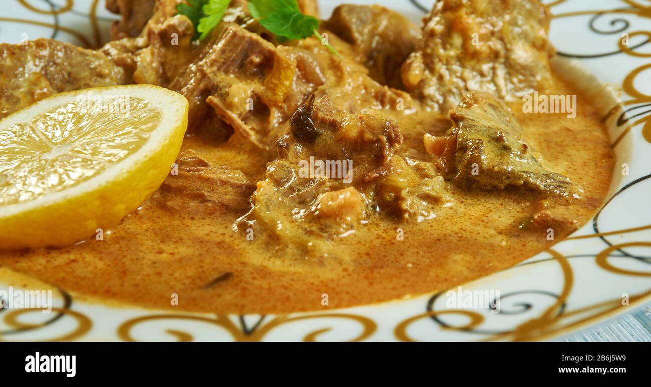 Dahi Gosht Yogurt Lamb Curry, Kashmiri cuisine, Traditional assorted