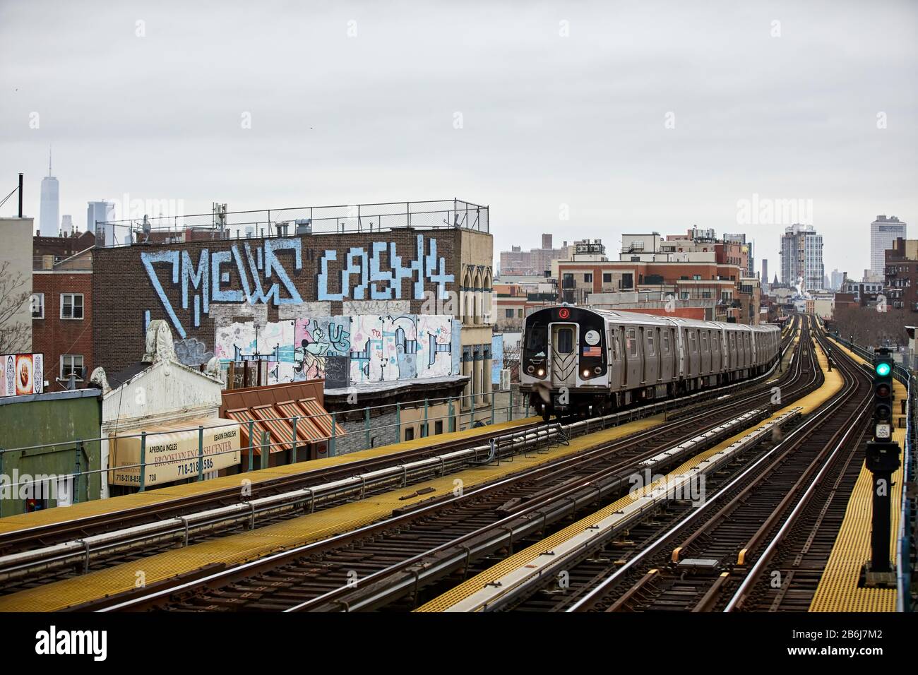 Flushing Avenue High Resolution Stock Photography And Images Alamy