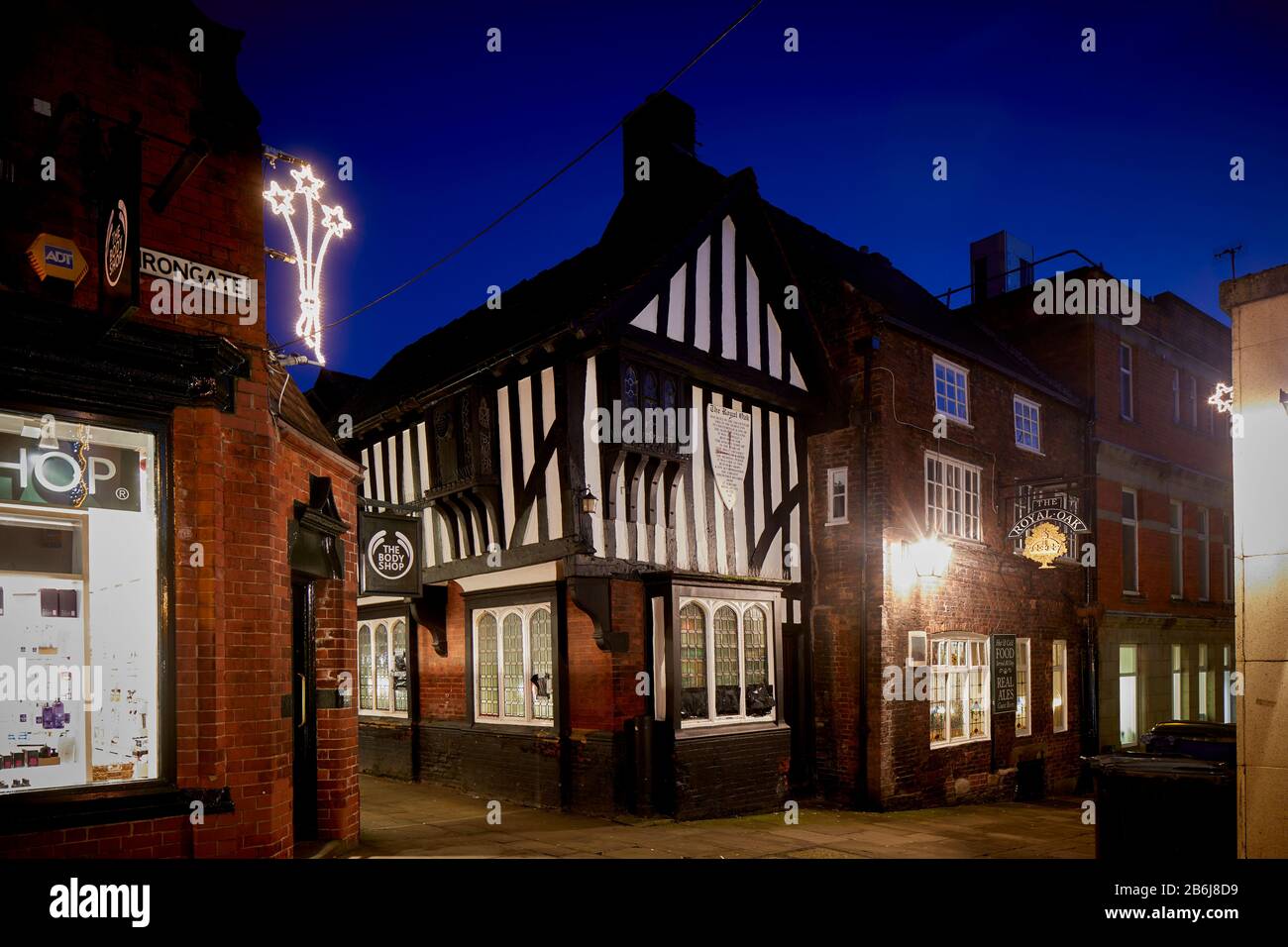 Market pub chesterfield hires stock photography and images Alamy