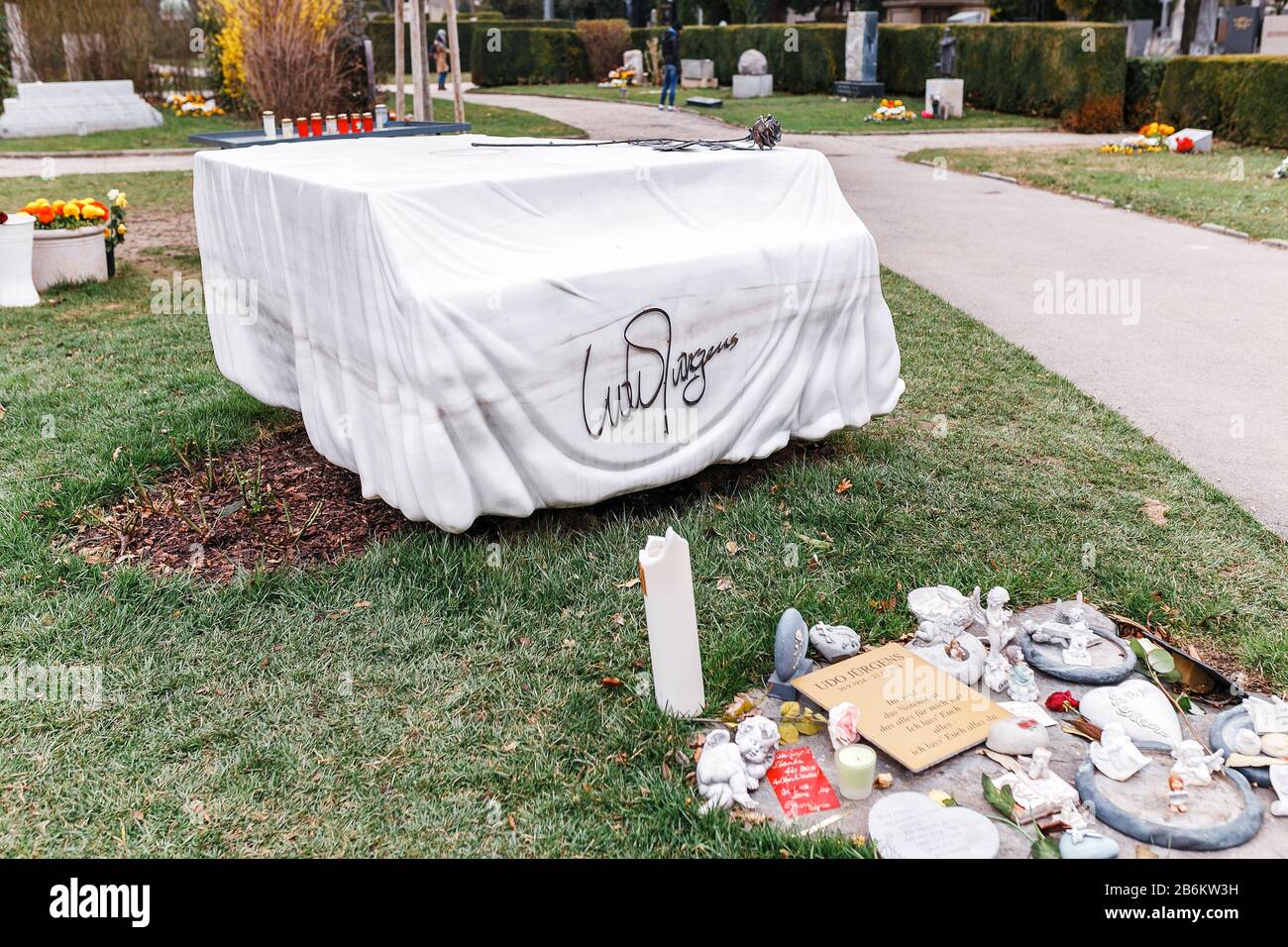 Schubert Tombstone High Resolution Stock Photography and Images - Alamy