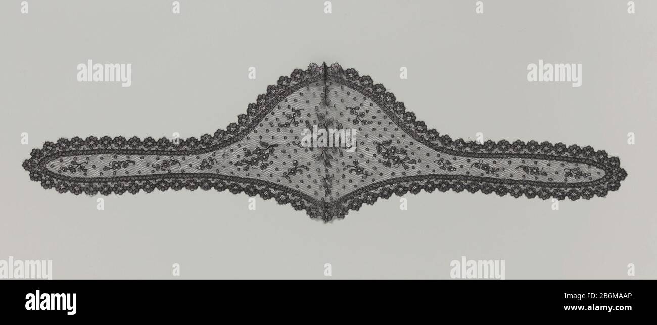 Fanchon van zwarte kloskant met strooipatroon Fanchon of black silk bobbin lace, Chantilly-side. A round running and widened middle part terminates in two short rounded skidding. A widely spread pattern of flower stalks and large moesjes is surrounded by a bead frame, and concatenated rosettes. The motifs are connected by a mesh floor. The motifs are made in half stitch with contour of wires to the motieven. Manufacturer : laceworker: anonymous location manufacture: Chantilly Dating: ca. 1850 - ca. 1874 Physical characteristics: bobbin side, lattice base material: silk Technique: bobbin lace / Stock Photo