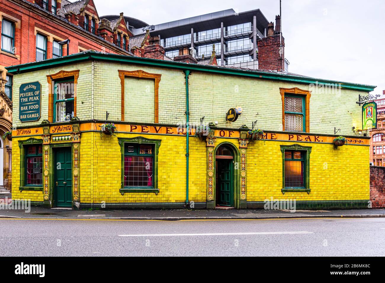 Peveril of the Peak pub, Great Bridgewater Street, Manchester Stock Photo