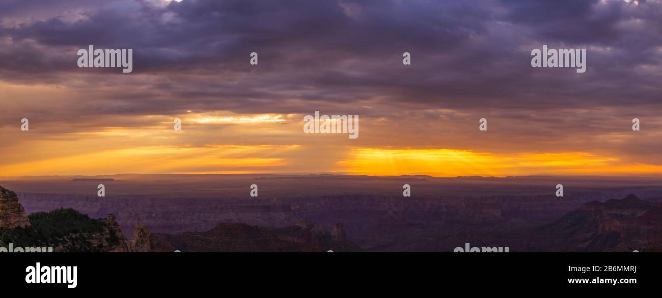 View of sunlight through clouds, Grand Canyon, Arizona, USA Stock Photo