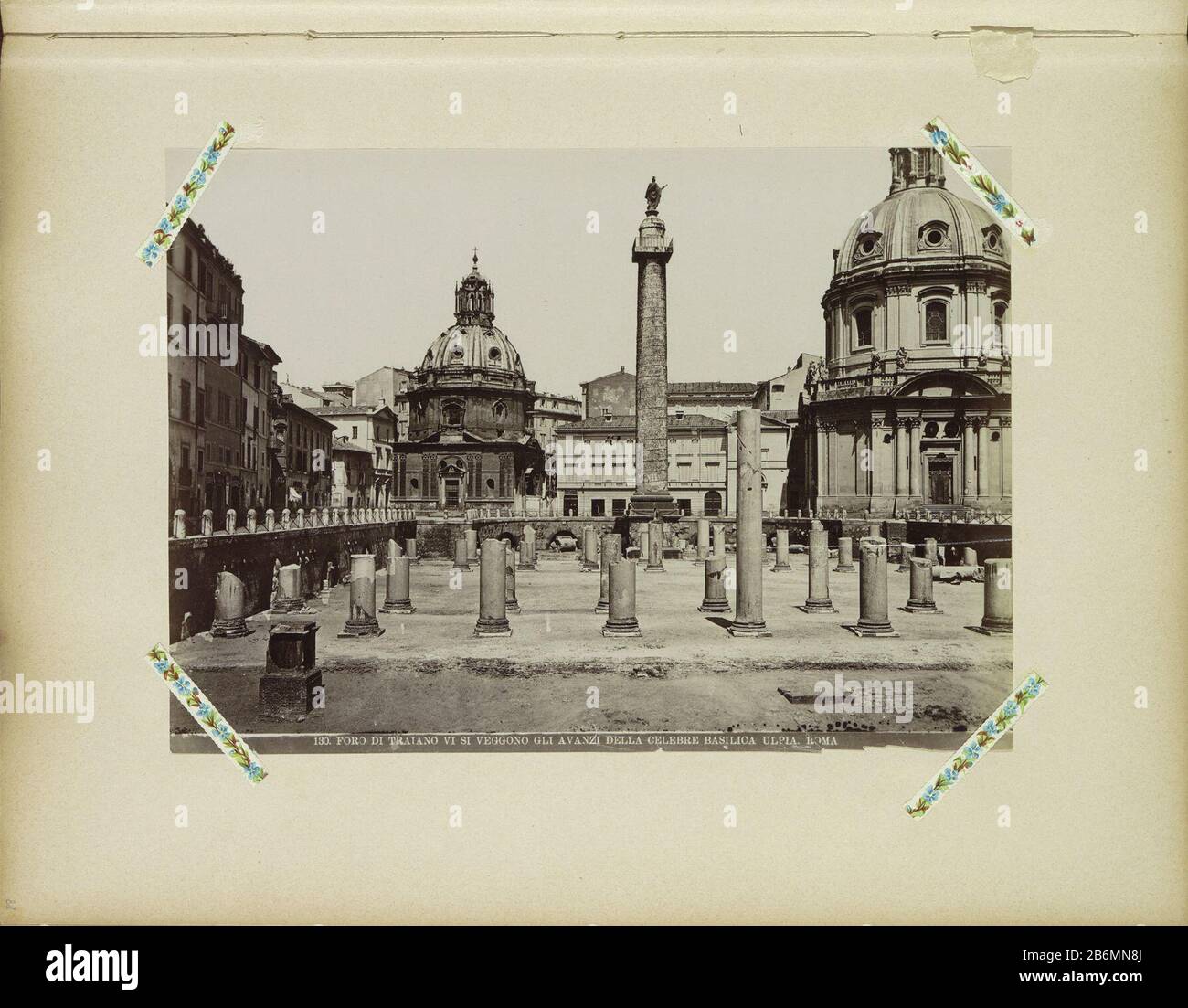 Forum van Trajanus met de restanten van de Basilica Ulpia in Rome Foro ...