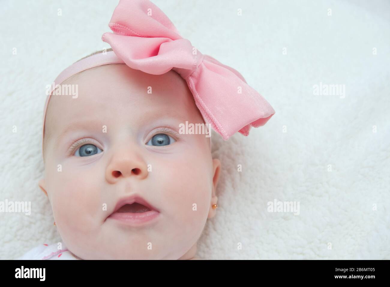 Babyhug Free Size Hair Band With Happy Birthday Applique - Pink main image 0