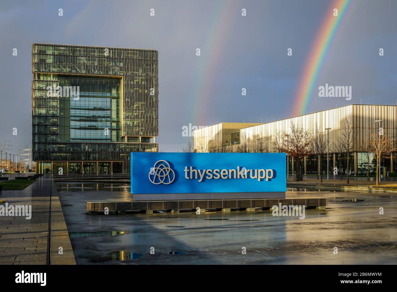 Essen, Ruhr Area, North Rhine-Westphalia, Germany - ThyssenKrupp headquarters, ThyssenKrupp Quarter with company logo in front of main building Q1, he Stock Photo
