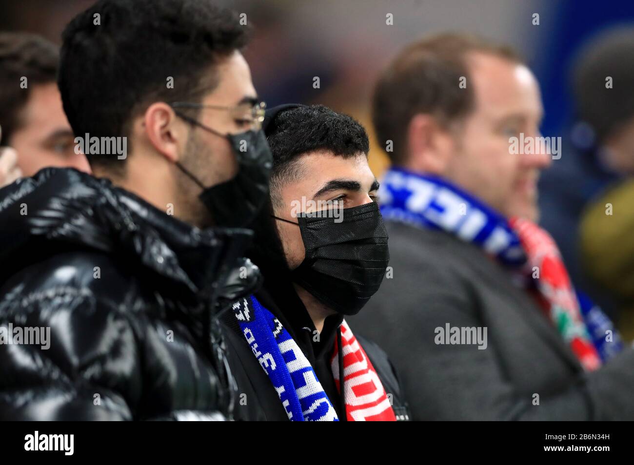 Football fans face masks hi-res stock photography and images - Alamy