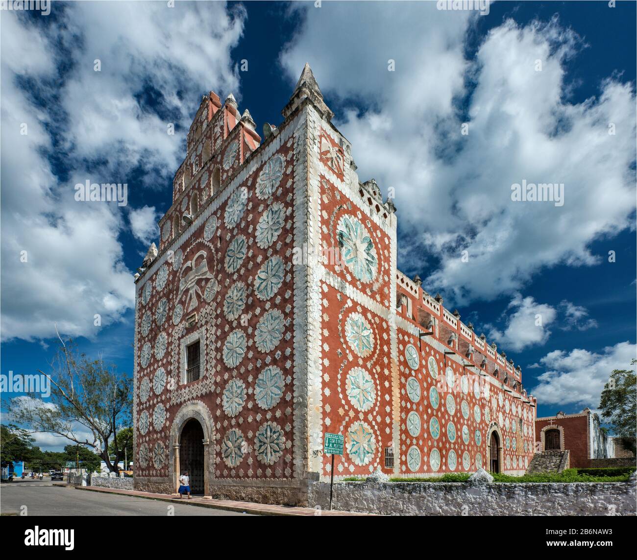 Iglesia de Santo Domingo (Convent Church) in Uayma, Yucatan state, Mexico Stock Photo - Alamy Iglesia de Santo Domingo (Convent Church) in Uayma, Yucatan state, Mexico Stock Photo - Alamy