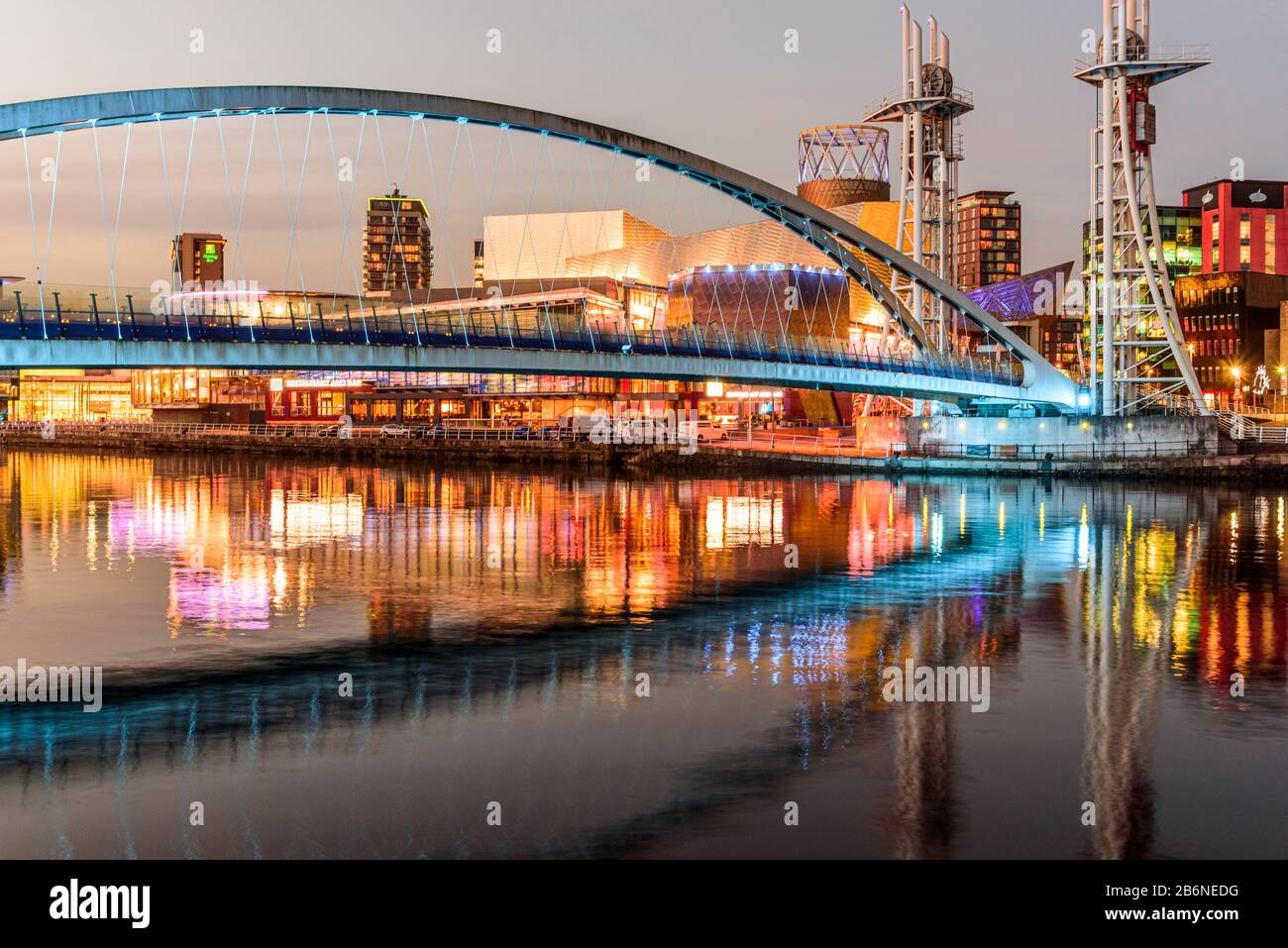 Lowry Bridge and The Lowry, Salford Quays, Greater Manchester Stock Photo