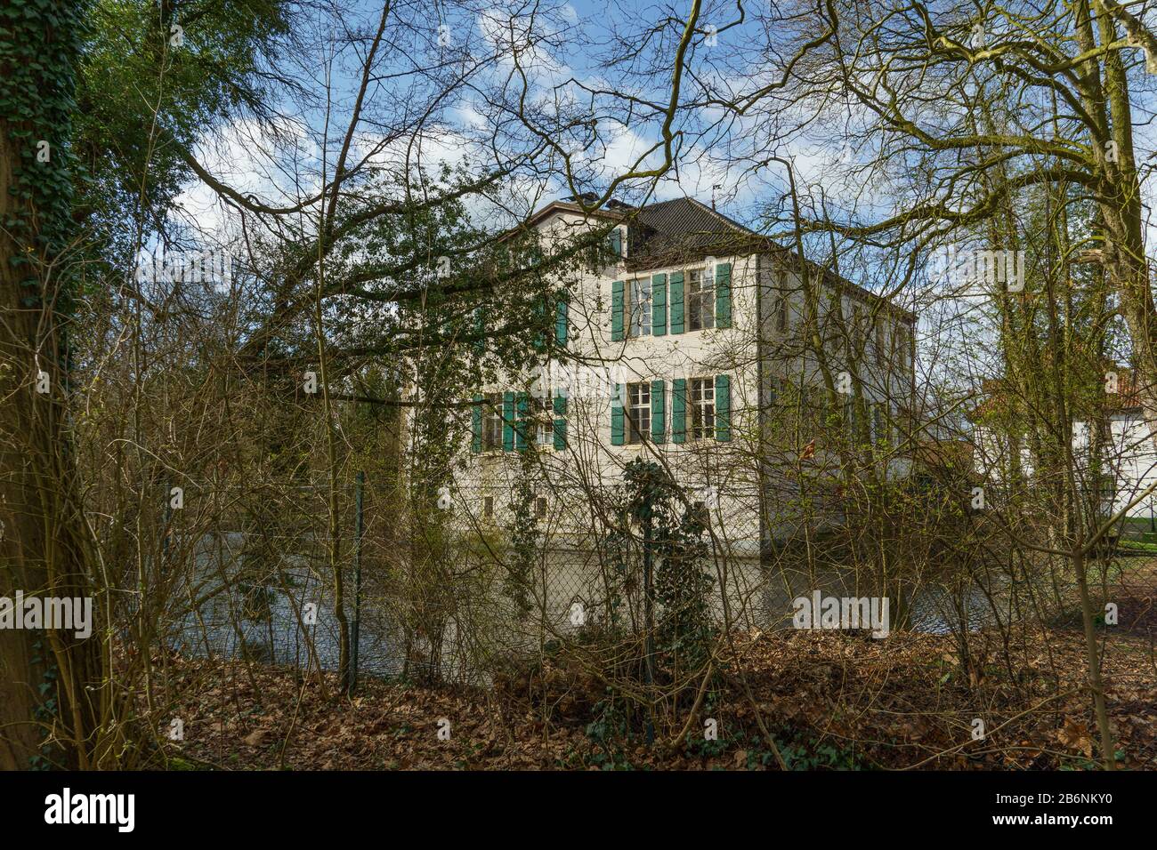 House at the river Stock Photo - Alamy