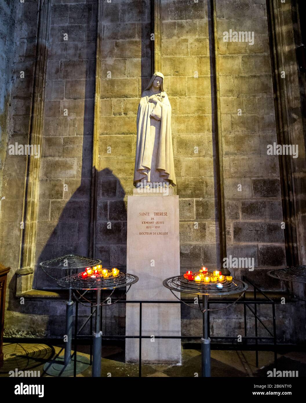 Saint Therese Statue High Resolution Stock Photography and Images - Alamy