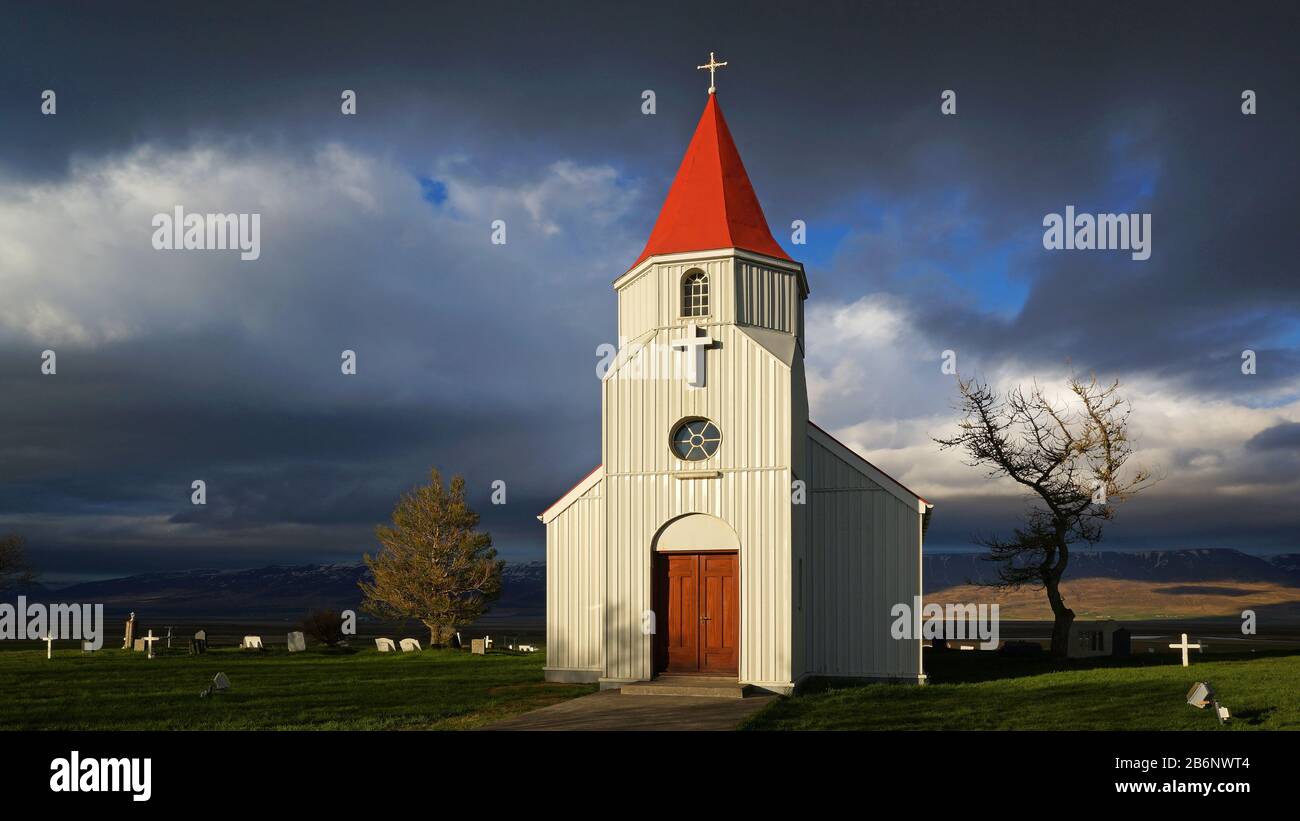 Island, Europa, Glaumbaer, Kirche und Haeuser Stock Photo