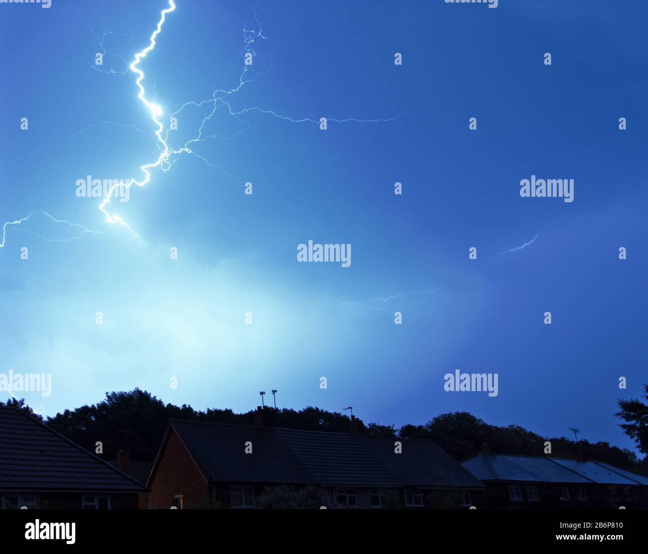 Lightning fork strike hi-res stock photography and images - Alamy