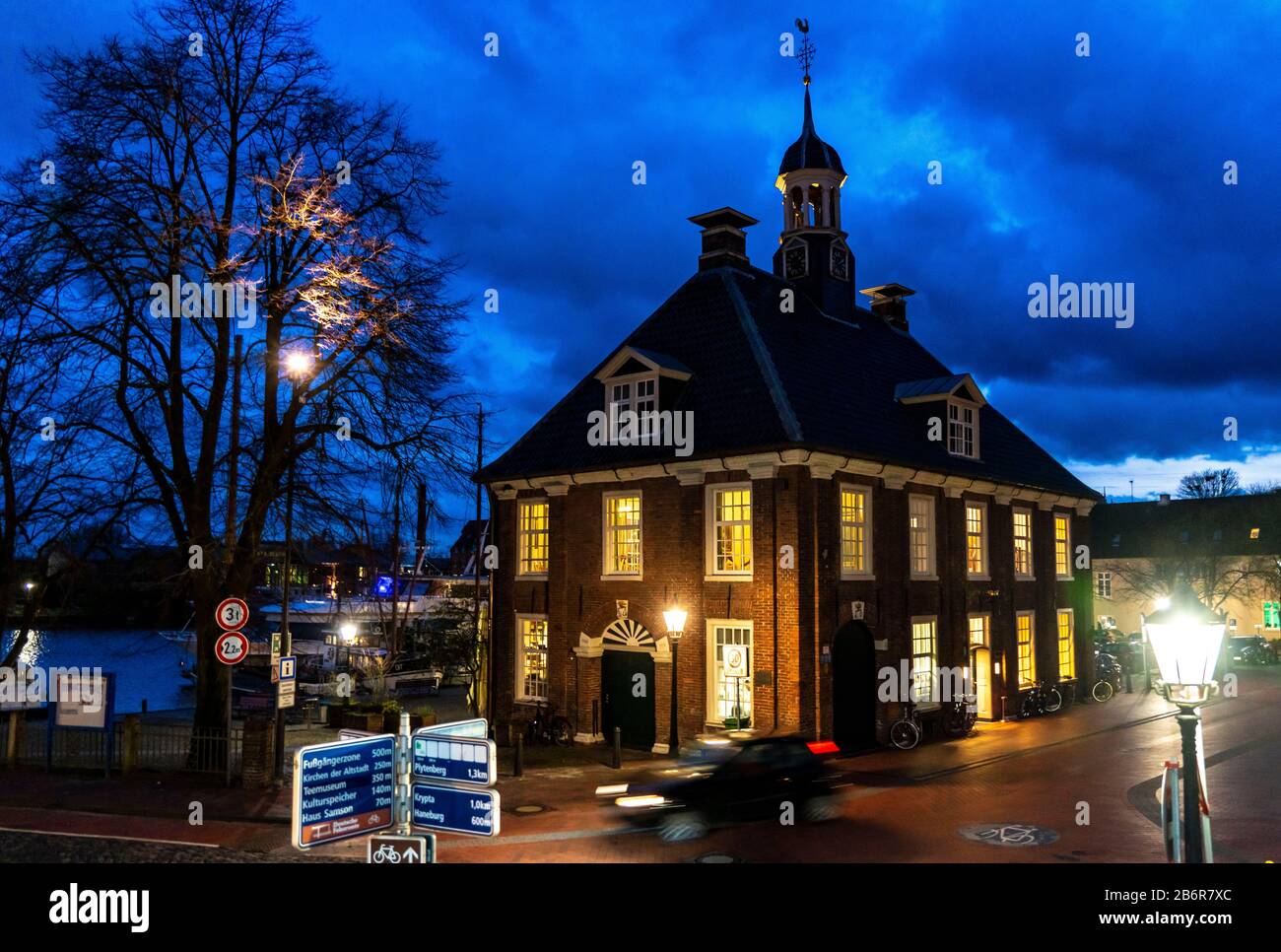 Old town, old town houses, Restaurant Zur Waage, Leer, Ostfriesland, Lower Saxony, Stock Photo