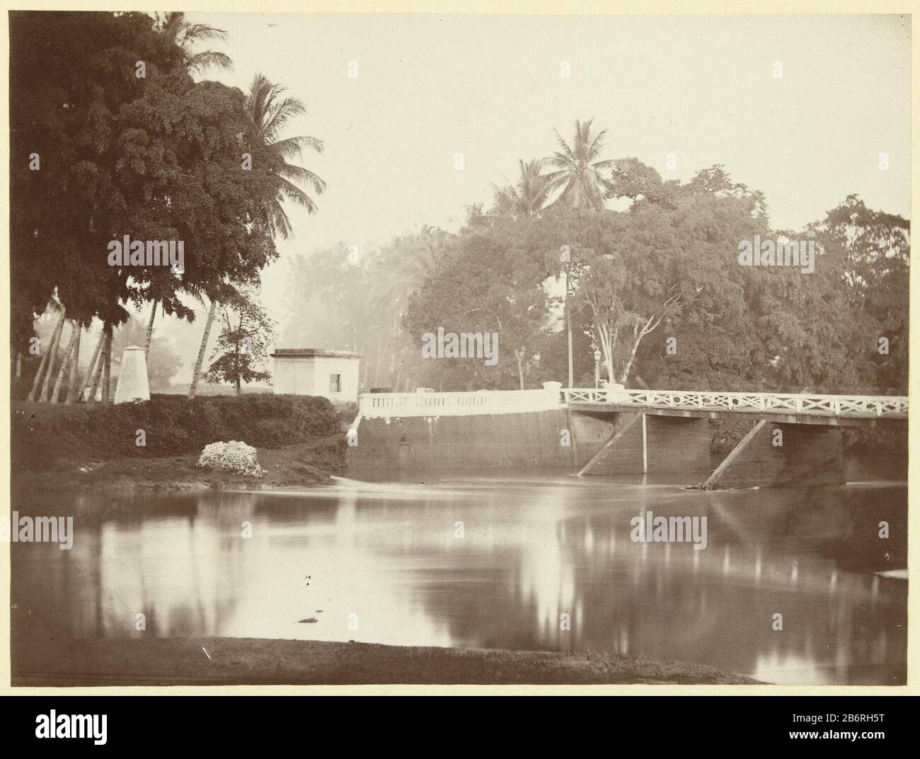 Jakarta ciliwung river daily life hi-res stock photography and images ...