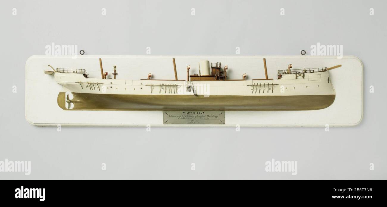 Halfmodel van het schroefstoomschip Java van 8 stukken Polychromed block or stack model (starboard) of a three-pole screw steamship, incomplete. The model is very detailed elaborated with all the deck packages, deck equipment (capstans, anchor traps etc.), railings, chain plates and so on, up to even a dinghy suspended behind the fence. The bottom deck is indicated with portholes, closed upper deck, behind a campanjedek, for a forecastle deck and a bridge in the middle; in the railing five gun ports are indicated. Round naval ram. Elliptical fence, two-bladed propeller with bolnaaf, stir with Stock Photo