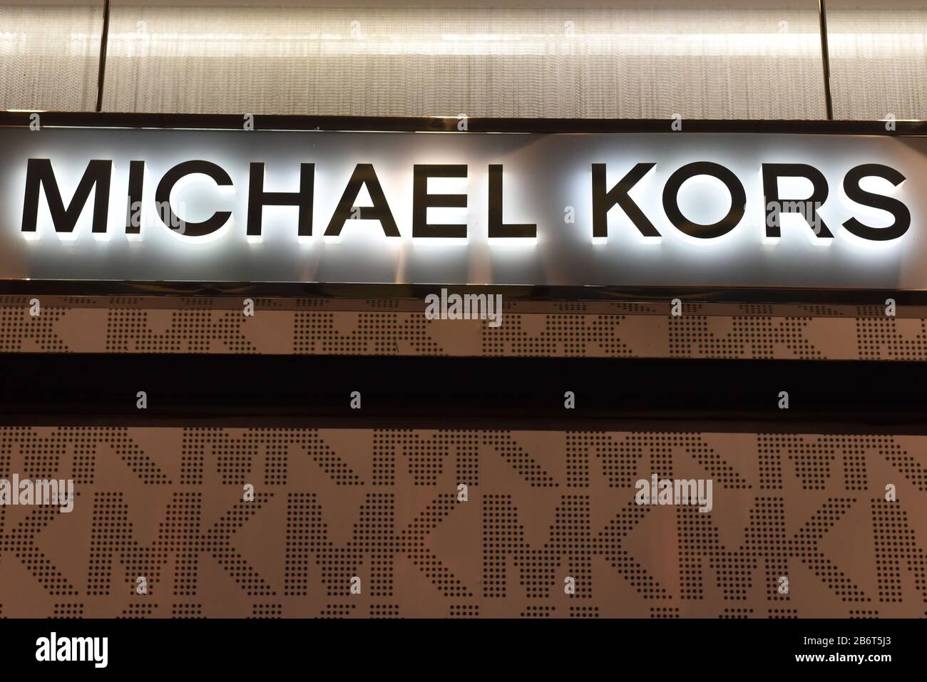 Michael Kors Images – Browse 694 Stock Photos, Vectors, and Video