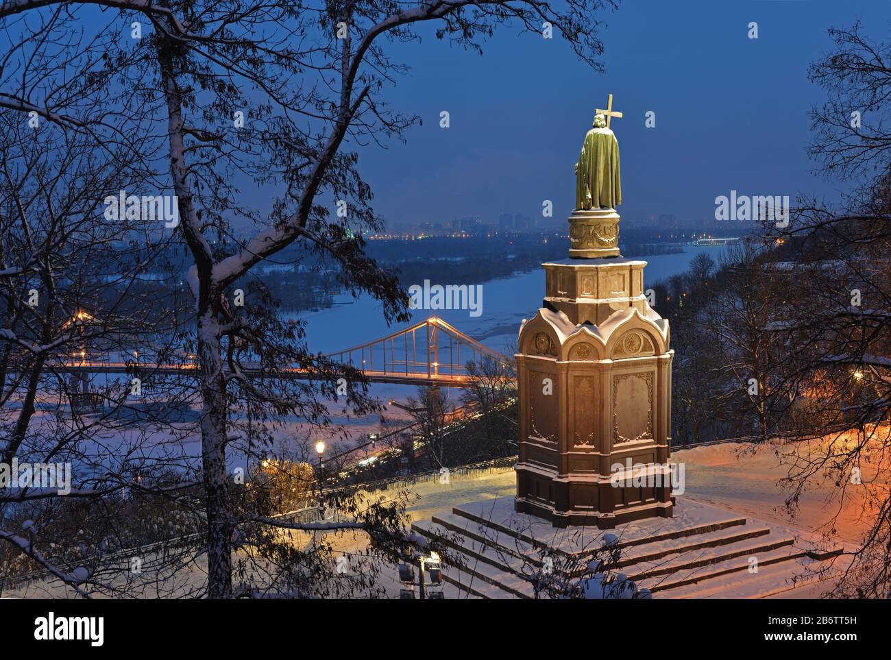Statue Vladimir Kiev High Resolution Stock Photography and Images Alamy