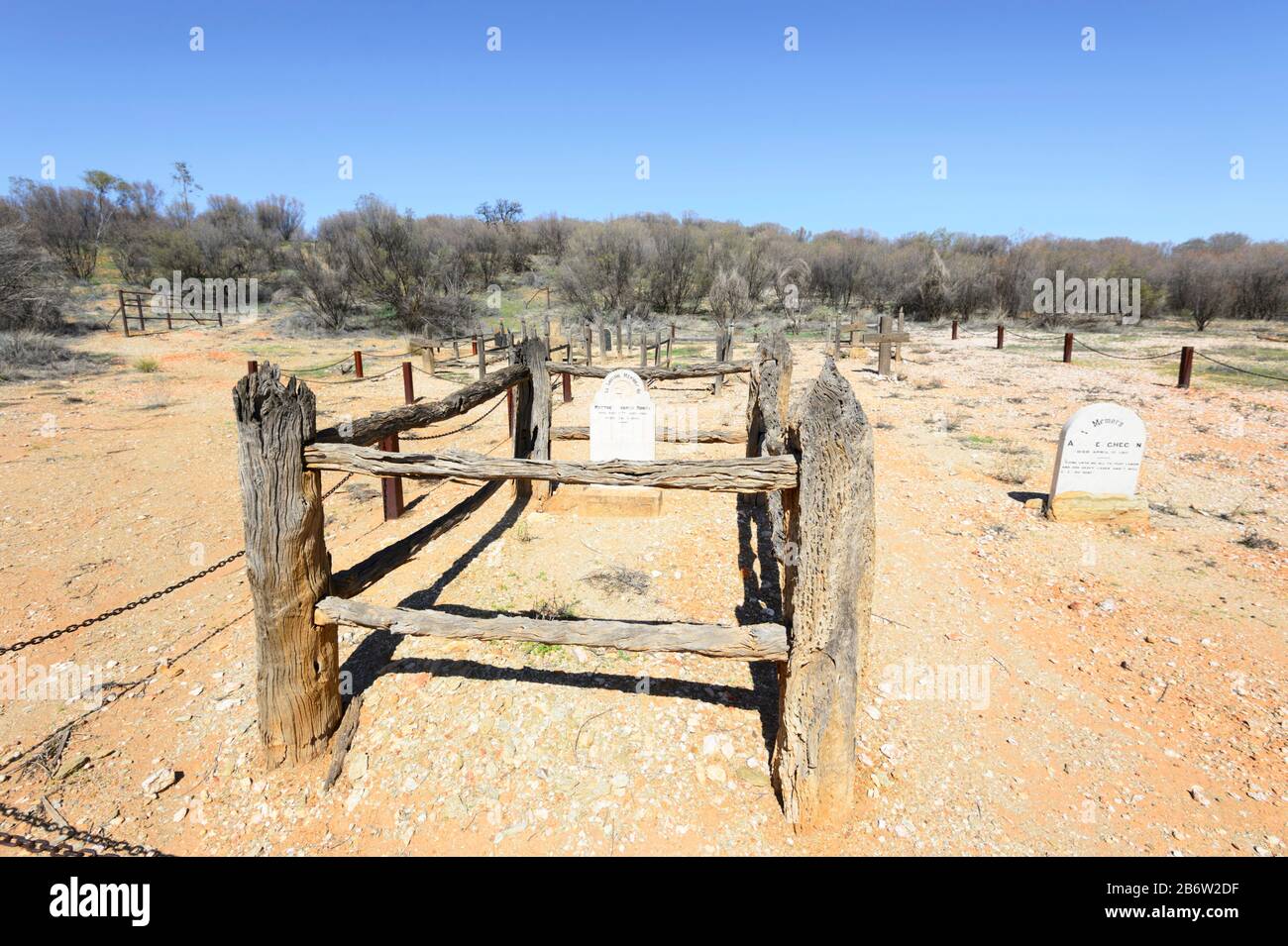 Goldminers' graves, White Range Cemetery, Arltunga Historical Reserve, a deserted gold rush ghost town near Alice Springs, Northern Territory, NT, Aus Stock Photo