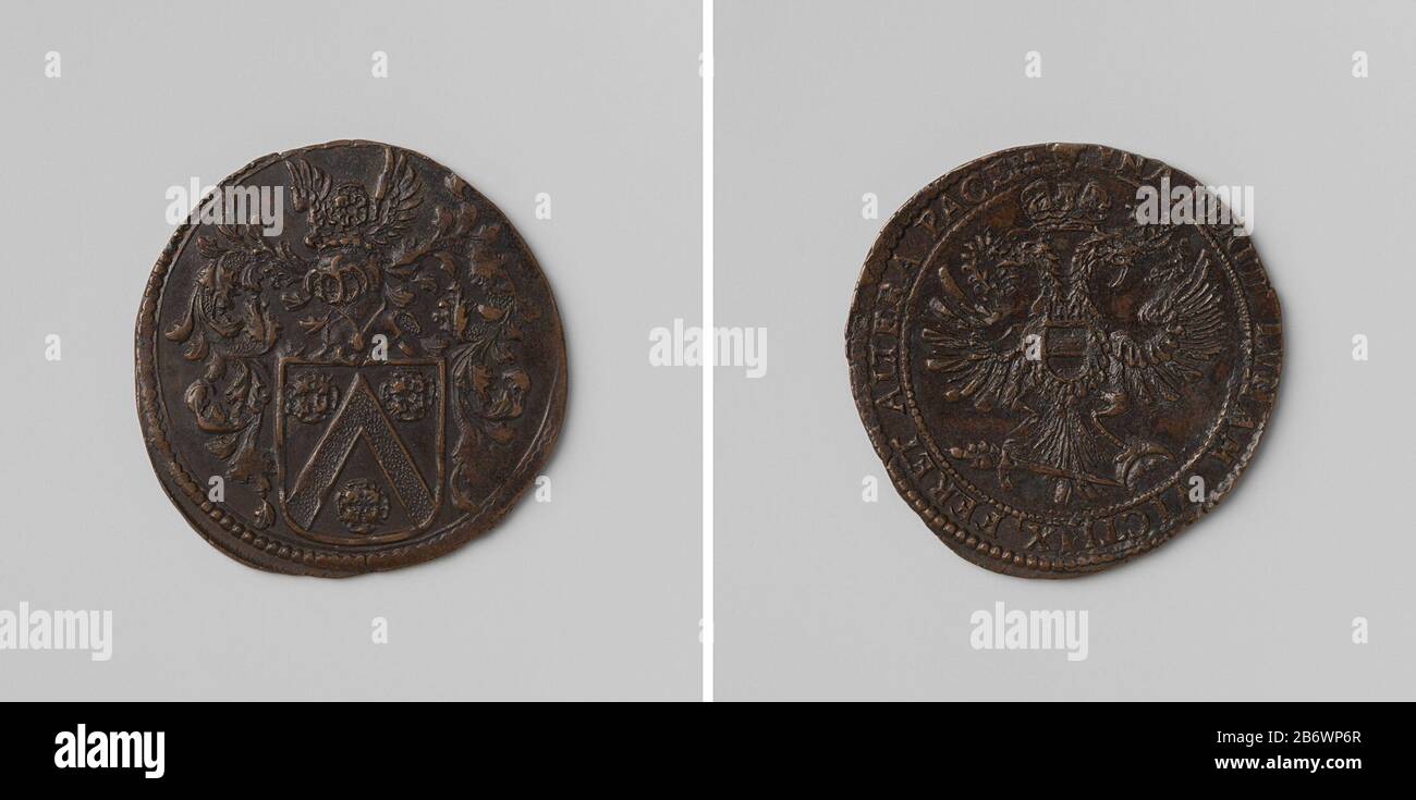 Double eagle with coat of arms hi-res stock photography and images - Page 7  - Alamy