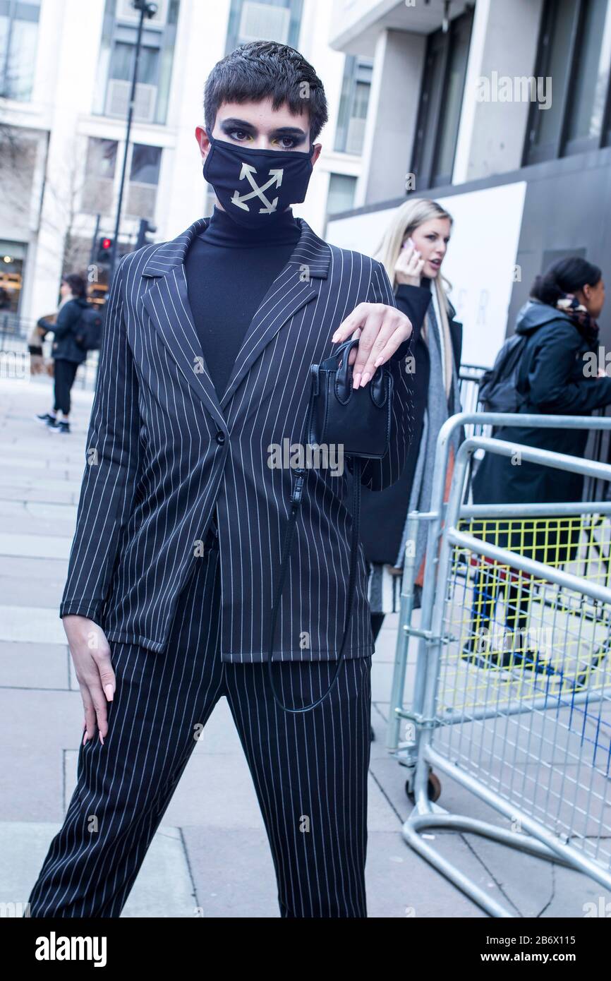 LONDON, UK- febryary 15 2020: Fashionable people on the street . Street style Stock Photo